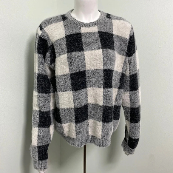 Franchesca’s Collection ALYA shay Buffalo plaid sweater - Picture 4 of 8